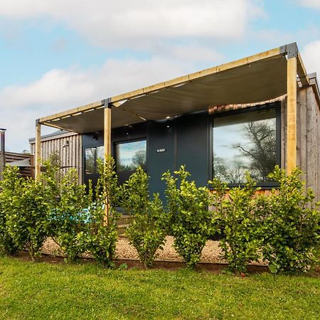 The Reef - Unique Hot Tub Cabin In Millport Εξωτερικό φωτογραφία