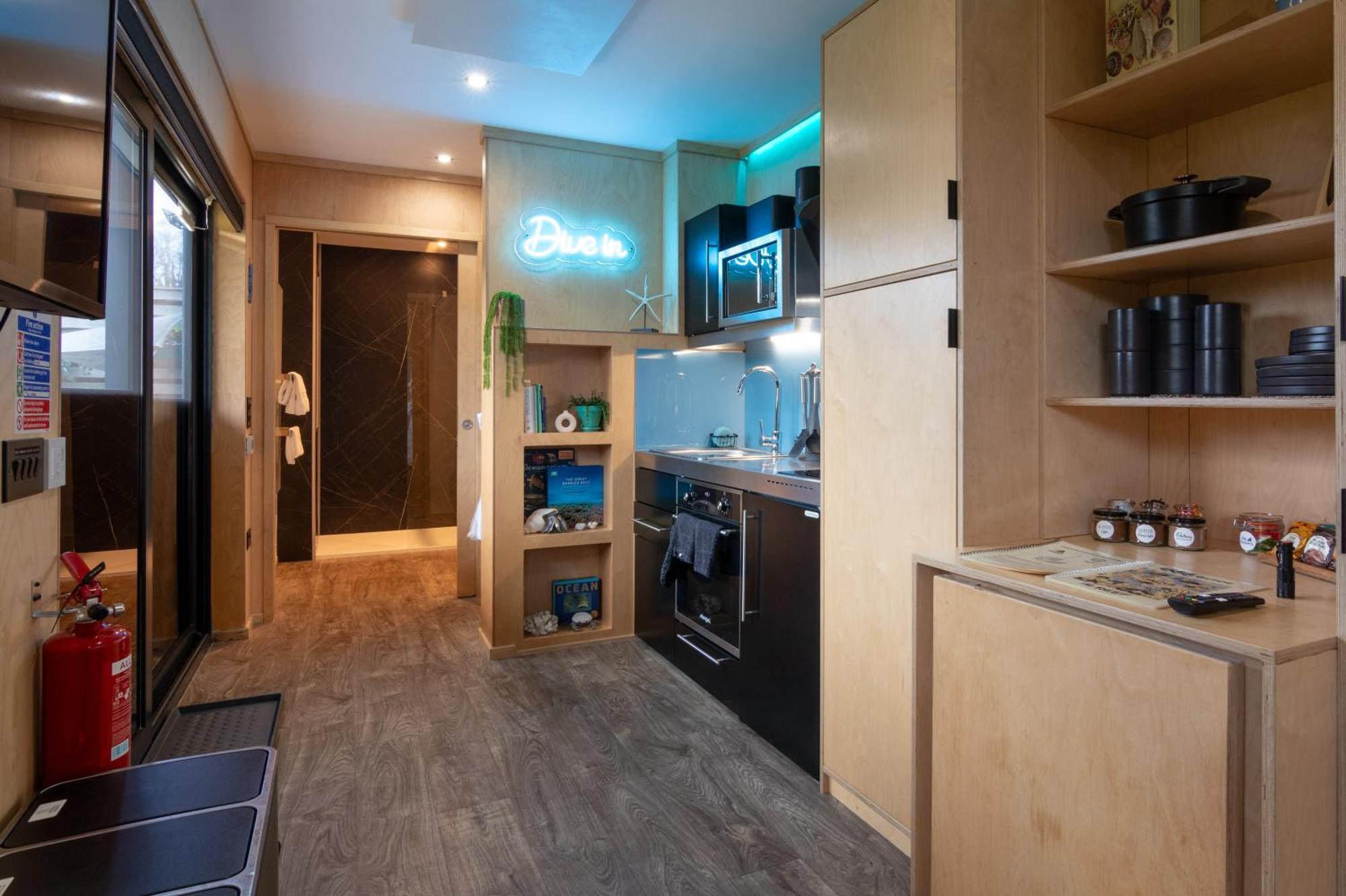 The Reef - Unique Hot Tub Cabin In Millport Εξωτερικό φωτογραφία